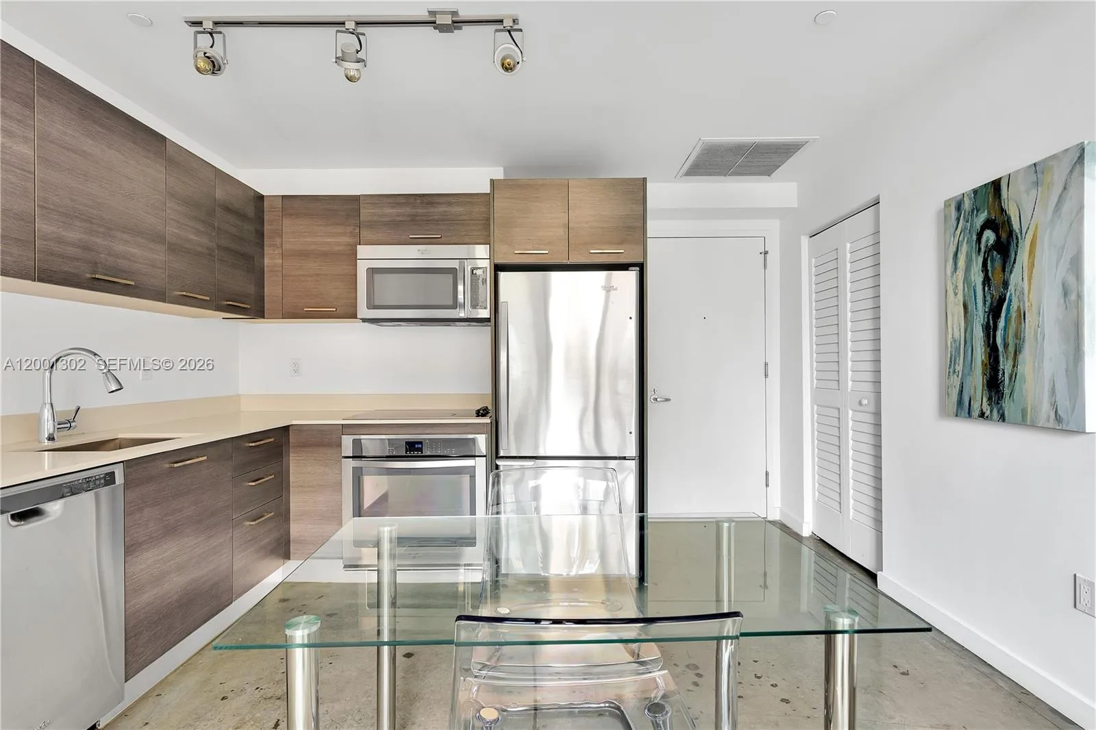 151 SE 1st St # 1107, Miami, FL 33131 photo 12