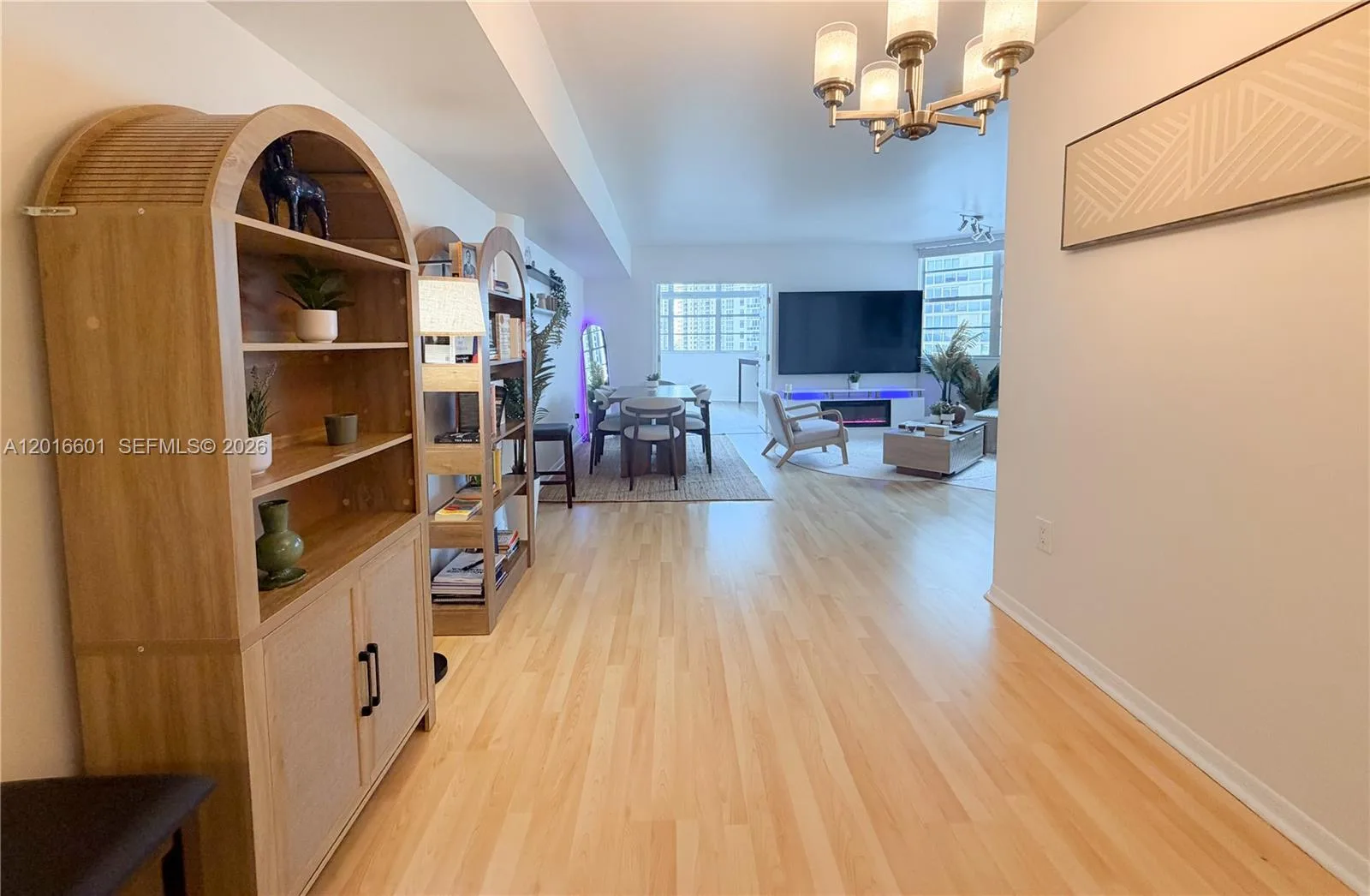 825 Brickell Bay Dr # 2050, Miami, FL 33131 photo 2