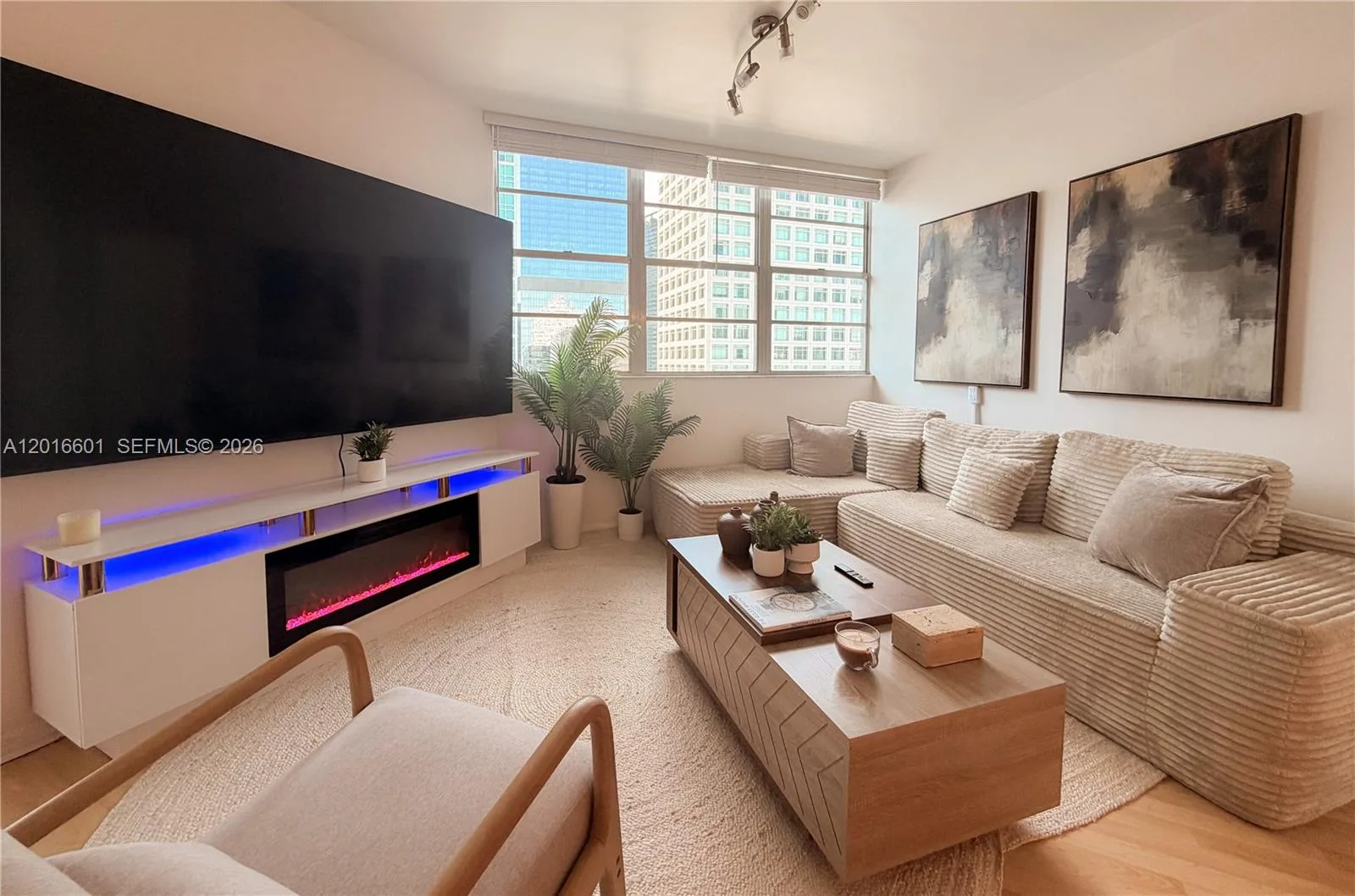 825 Brickell Bay Dr # 2050, Miami, FL 33131 photo 5