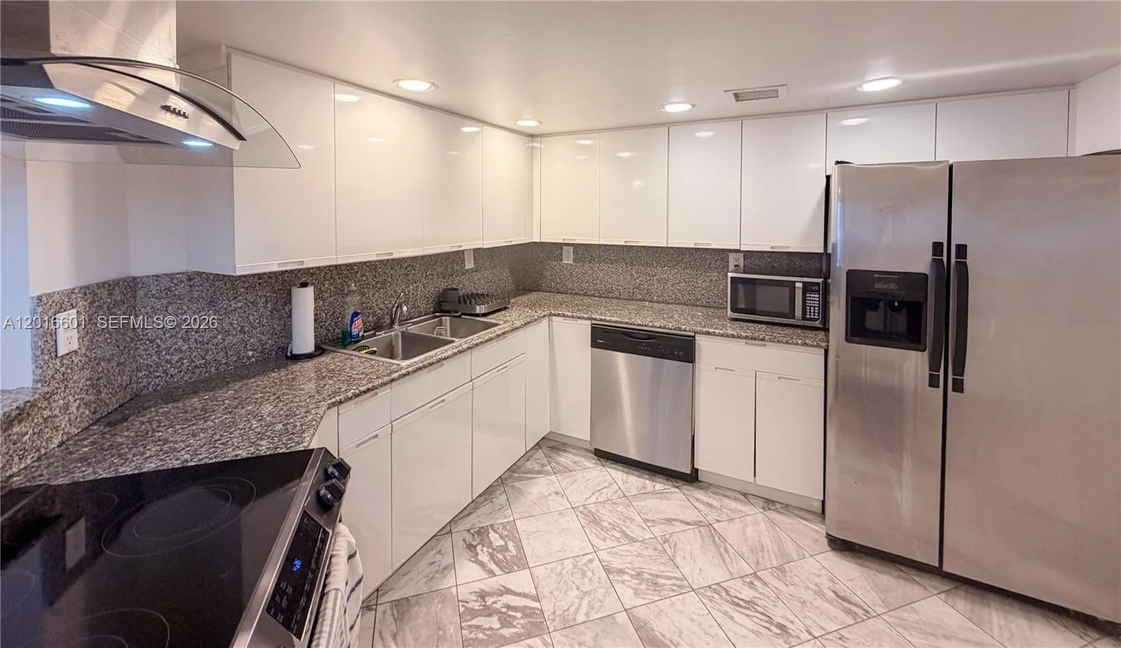 825 Brickell Bay Dr # 2050, Miami, FL 33131 photo 7