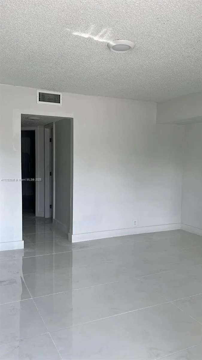 6051 Arthur St # 14, Hollywood, FL 33024 photo 5
