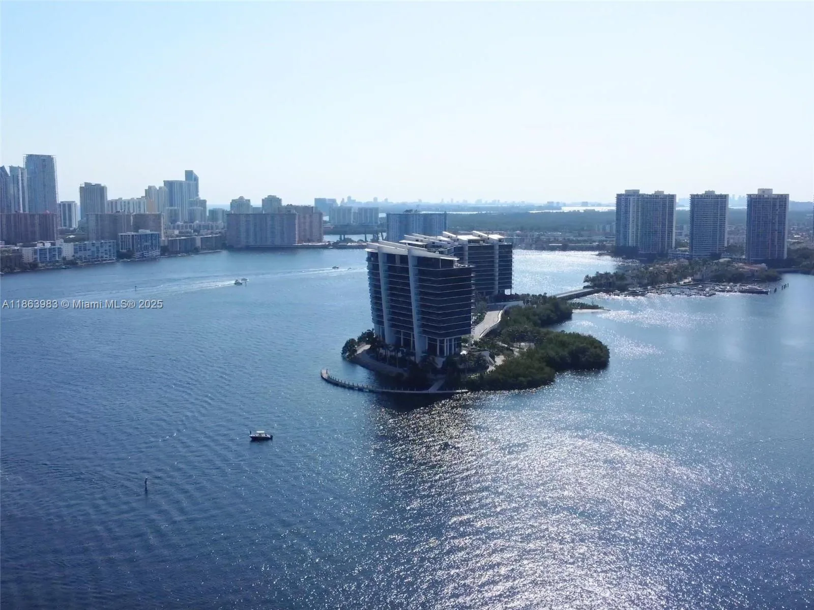 3530 Mystic Pointe Dr # 3014, Aventura, FL 33180