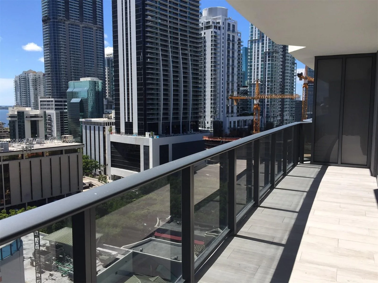 45 SW 9 st # 1402, Miami, FL 33131 photo 6
