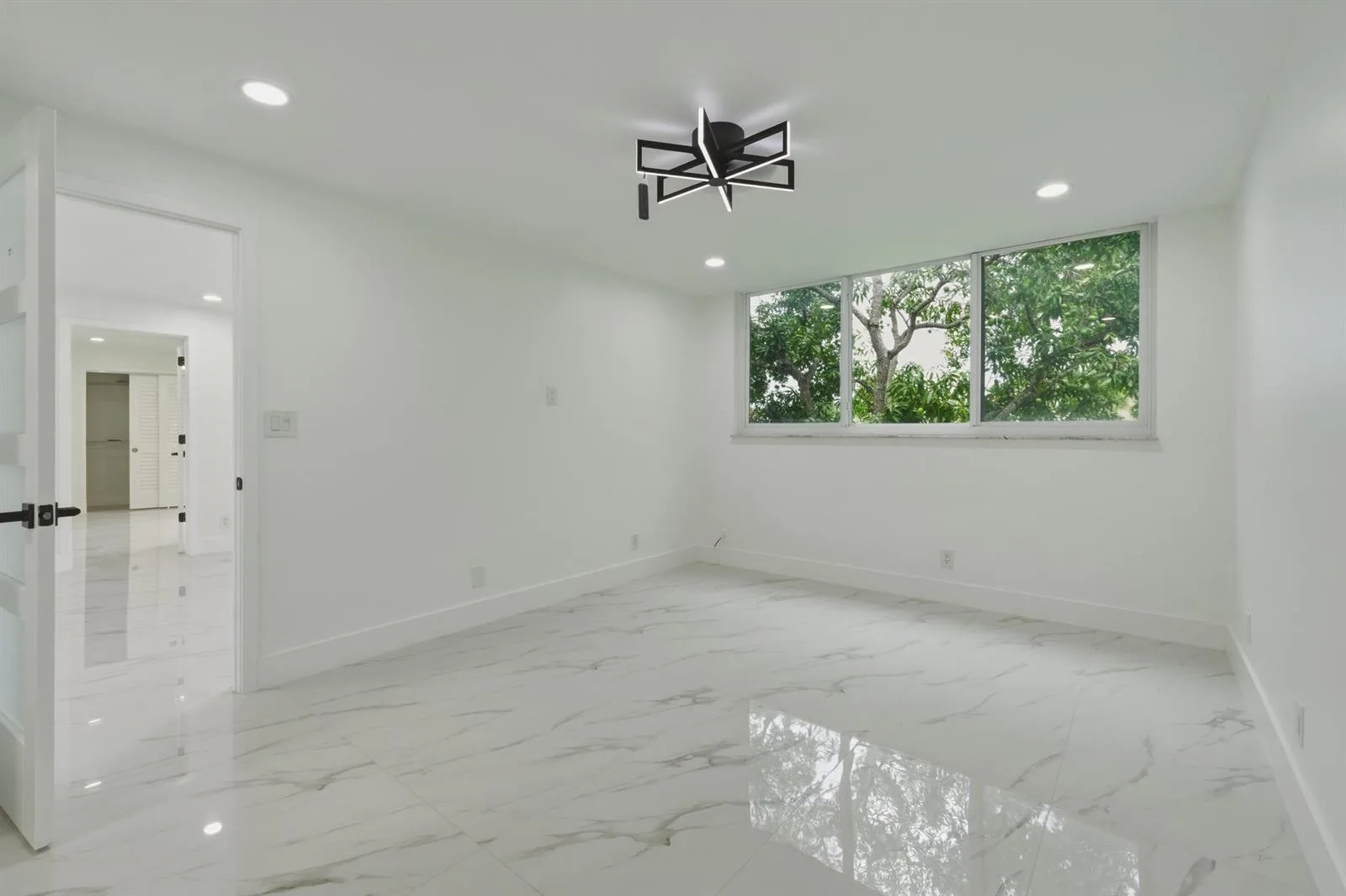 8970 S Hollybrook Boulevard # 205, Pembroke Pines, FL 33025 photo 3