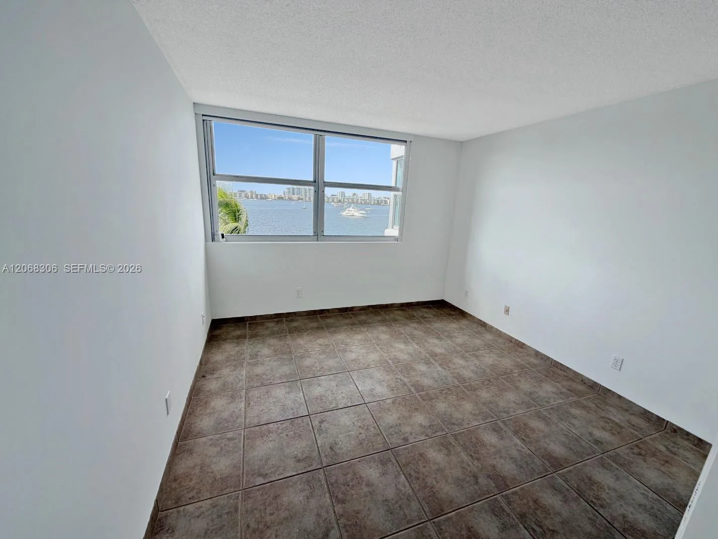 16546 NE 26th Ave # 4B, North Miami Beach, FL 33160 photo 7