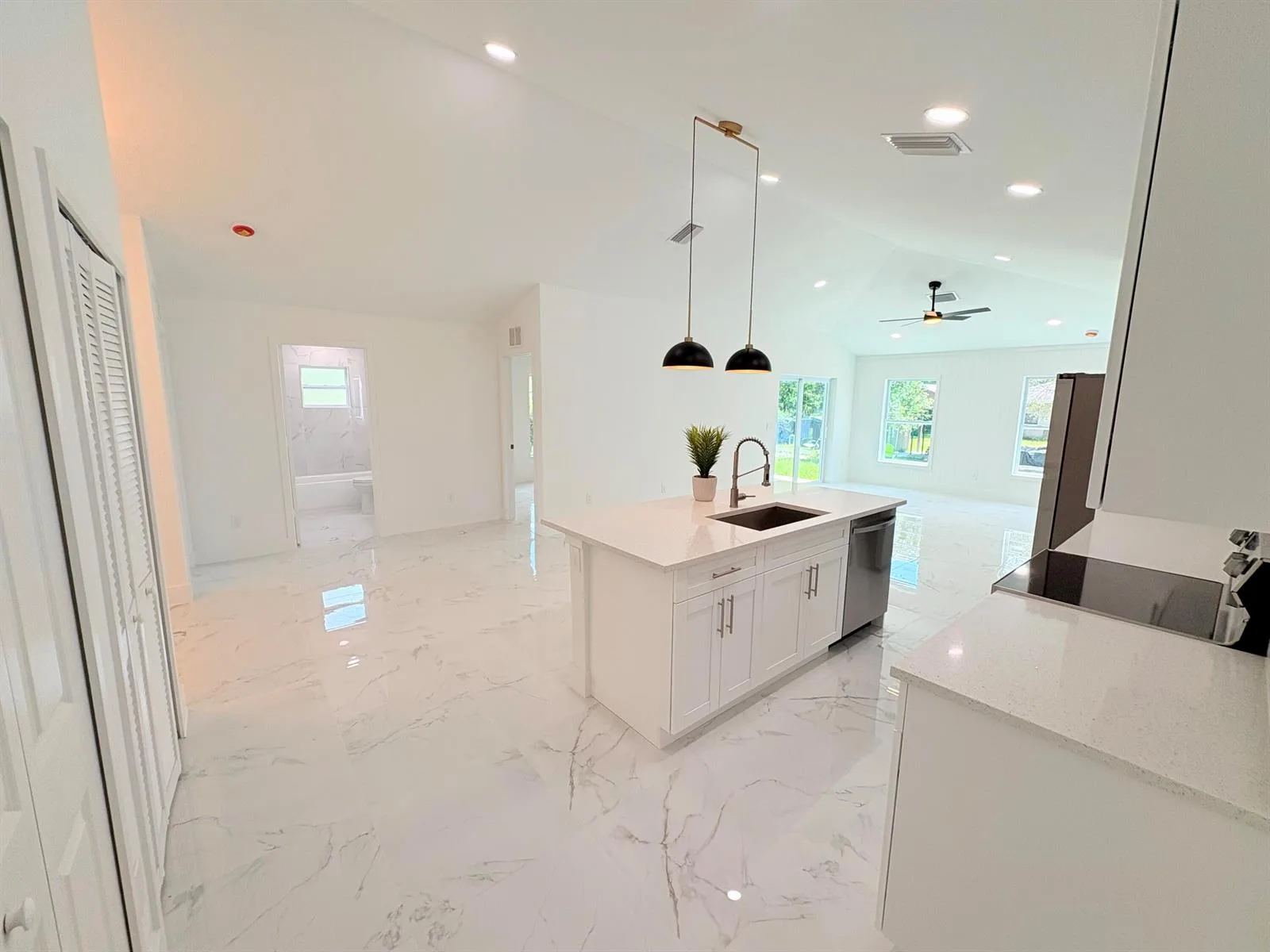 3310 NW 21st Avenue, Okeechobee, FL 34972 photo 5