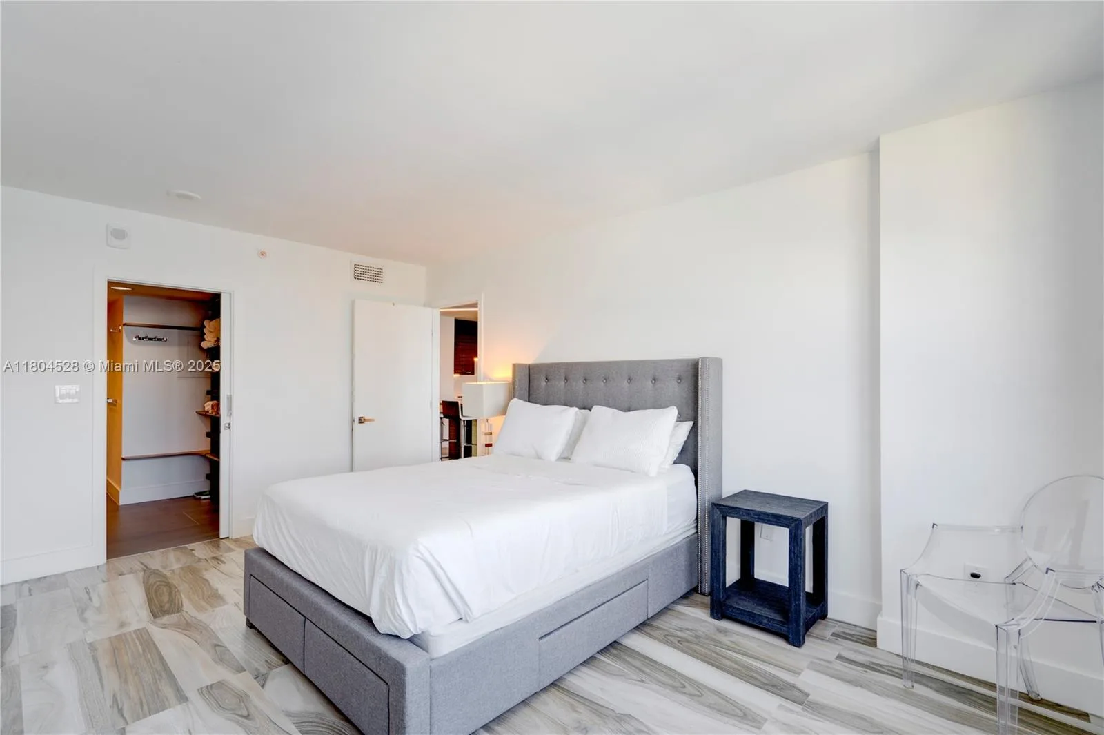 90 Alton Rd # 2010, Miami Beach, FL 33139 photo 10