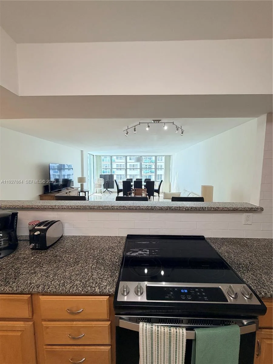 5151 Collins Ave # 730 + DEN, Miami Beach, FL 33140 photo 7