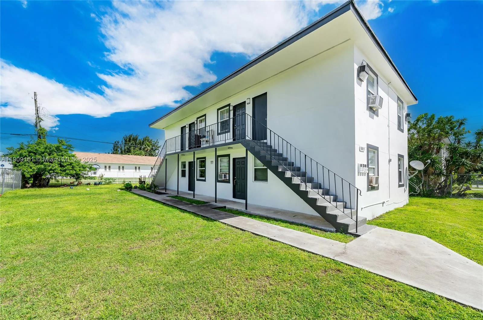 10015 SW 170th Ter, Miami, FL 33157 photo 2