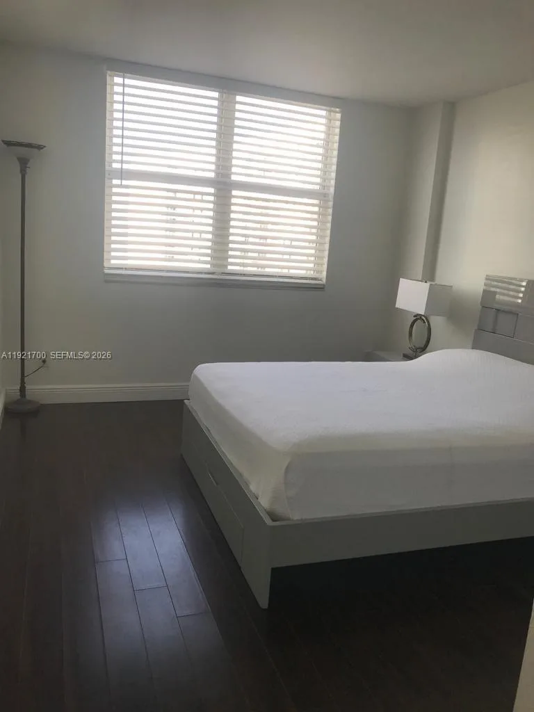 770 Claughton Island Dr # 1404, Miami, FL 33131 photo 5