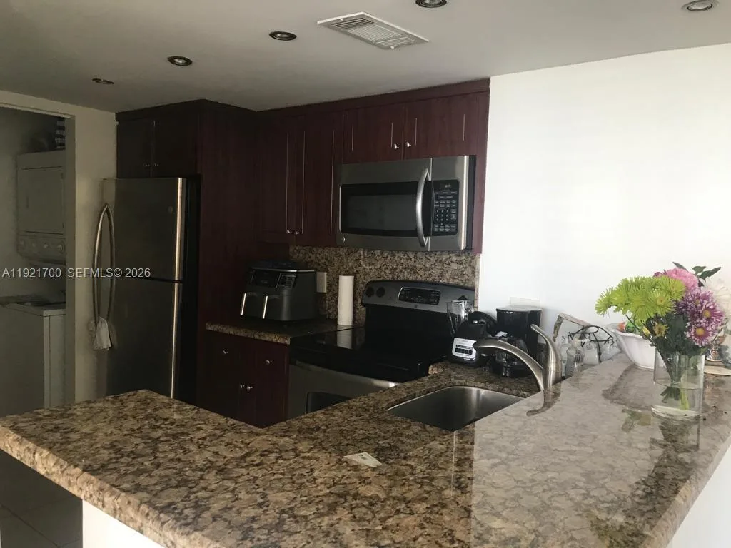 770 Claughton Island Dr # 1404, Miami, FL 33131 photo 6