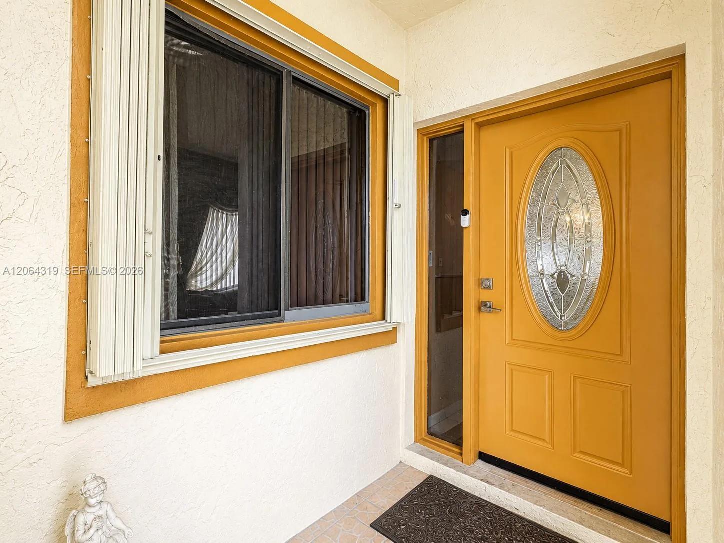 18772 NW 80th Ct, Hialeah, FL 33015 photo 3