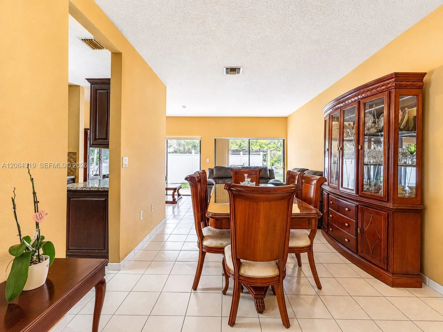 18772 NW 80th Ct, Hialeah, FL 33015 photo 5