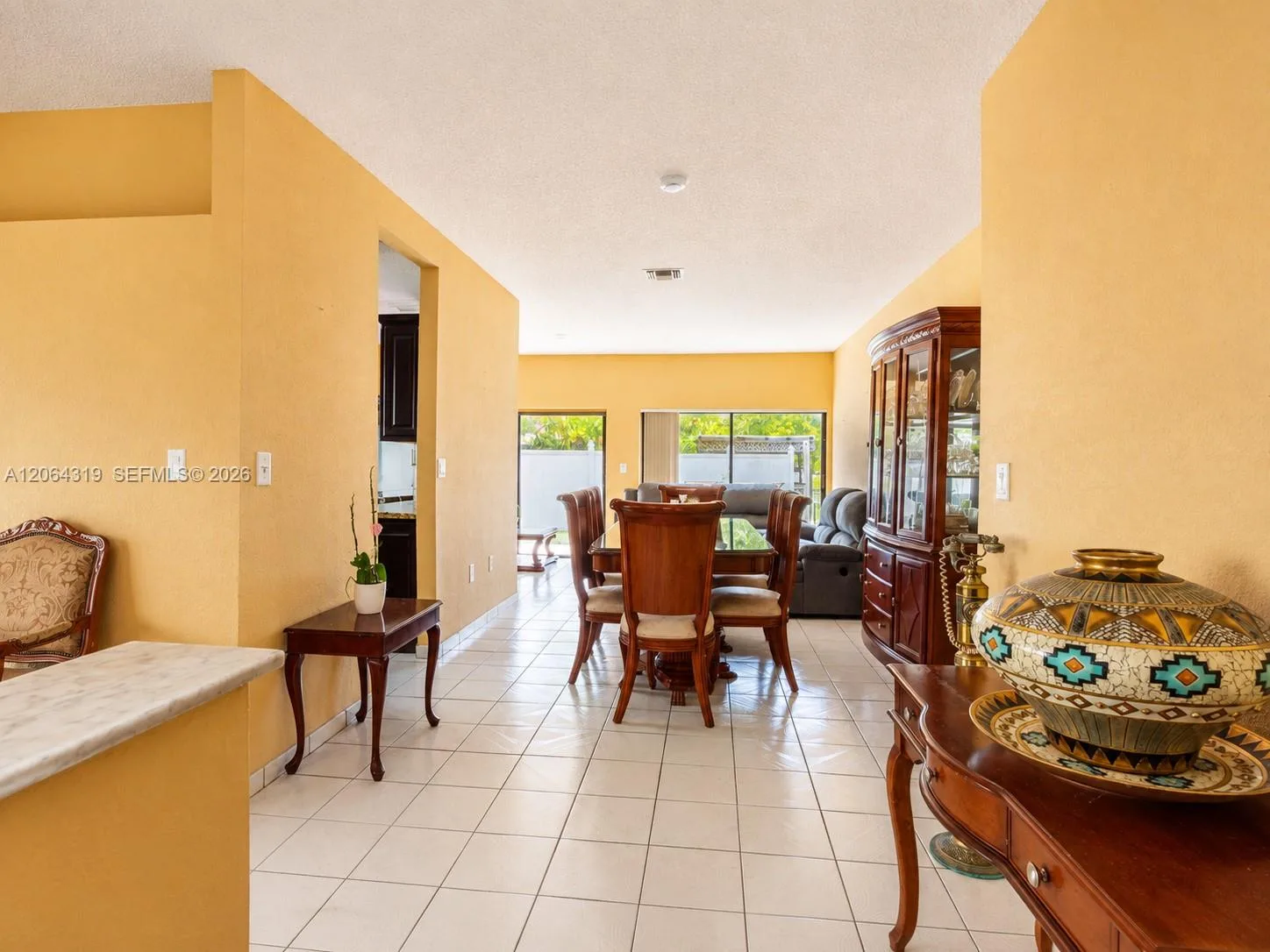 18772 NW 80th Ct, Hialeah, FL 33015 photo 7