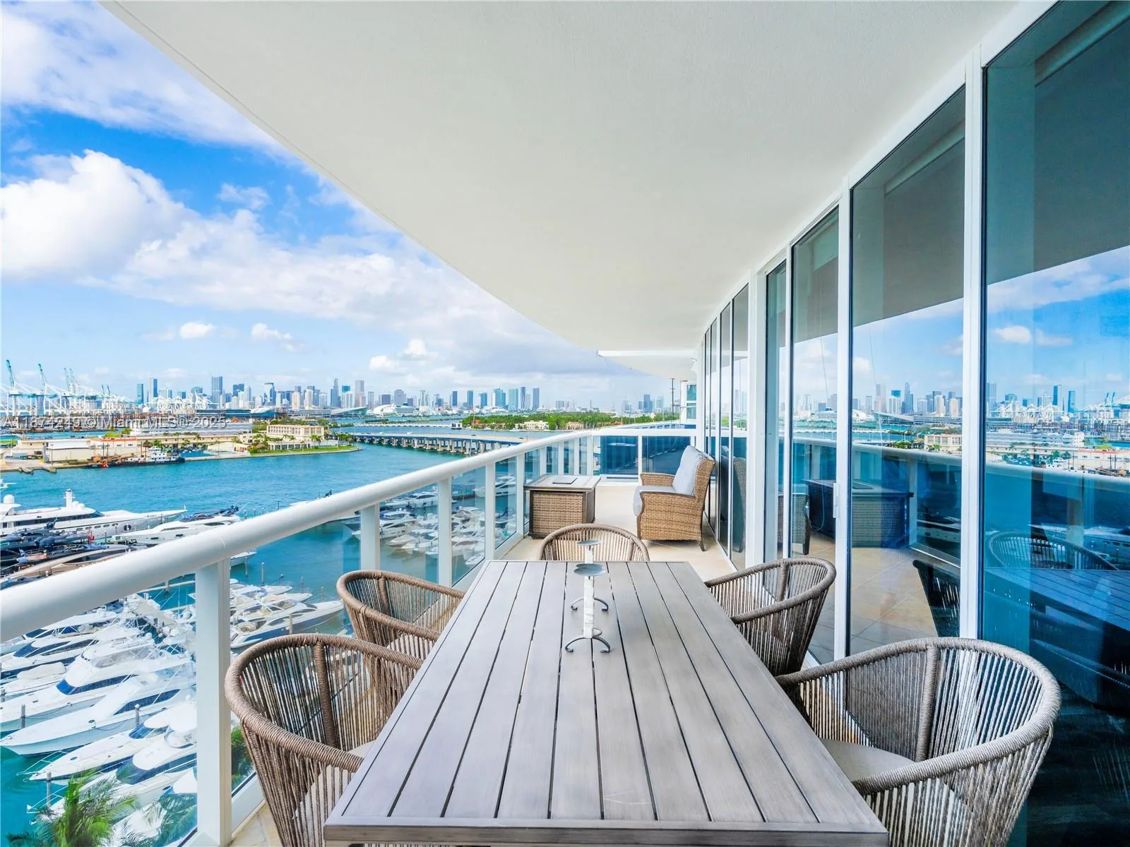 400 Alton Rd # 1104, Miami Beach, FL 33139 photo 4