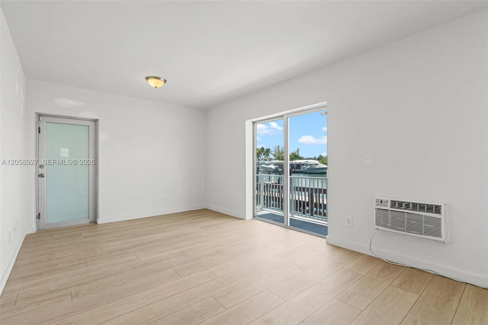 7930 Tatum Waterway Dr # S1, Miami Beach, FL 33141 photo 4