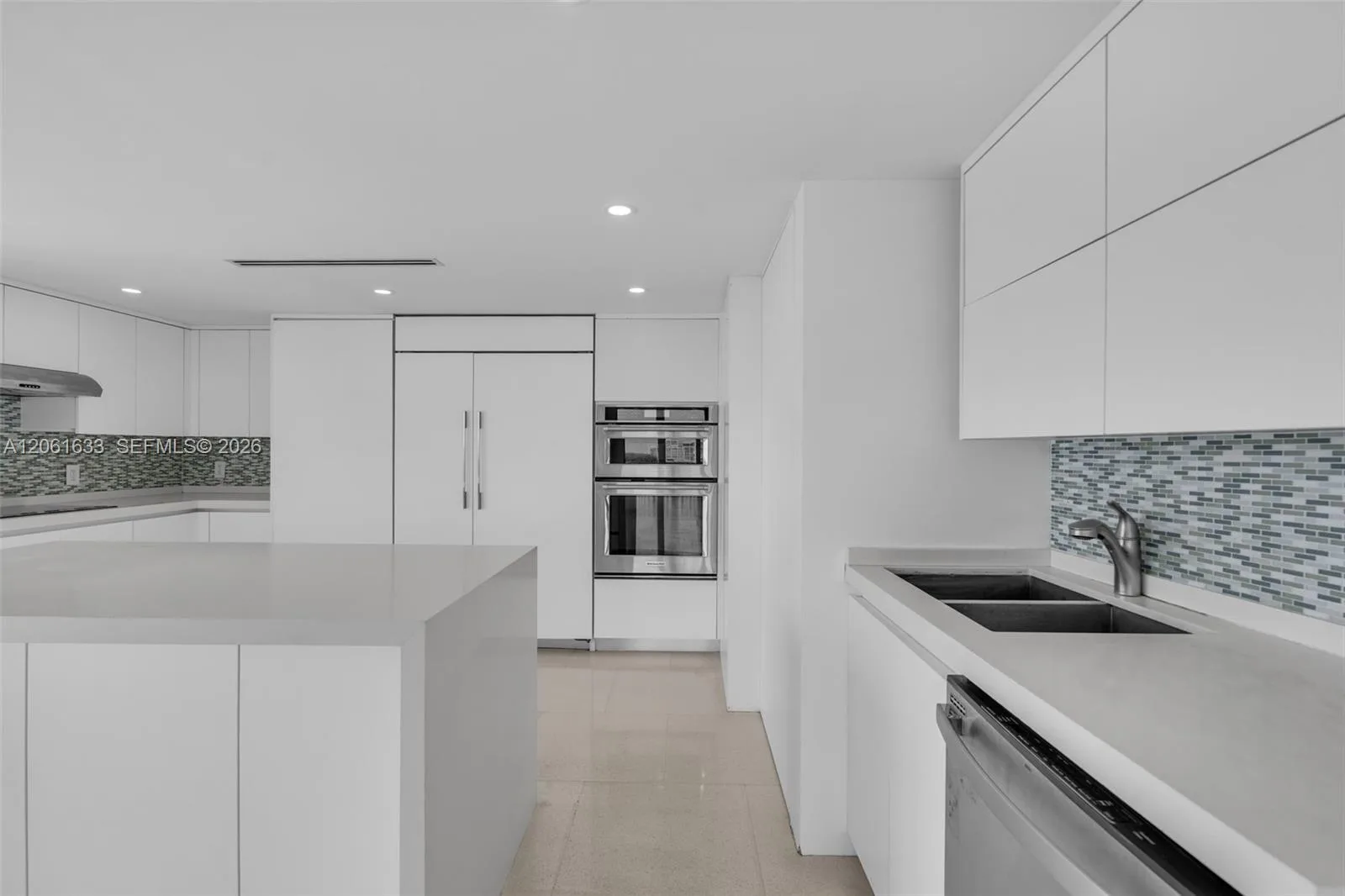 881 Ocean Dr # 7H, Key Biscayne, FL 33149 photo 7