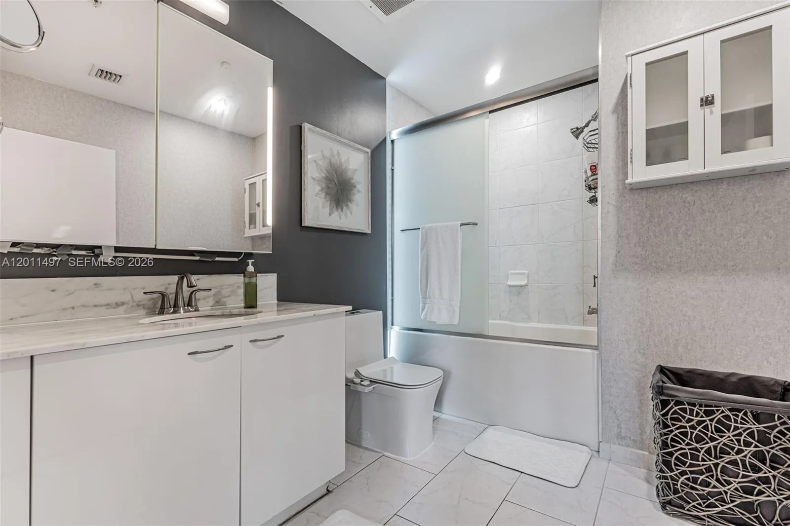 133 NE 2nd Ave # 1208, Miami, FL 33132 photo 5