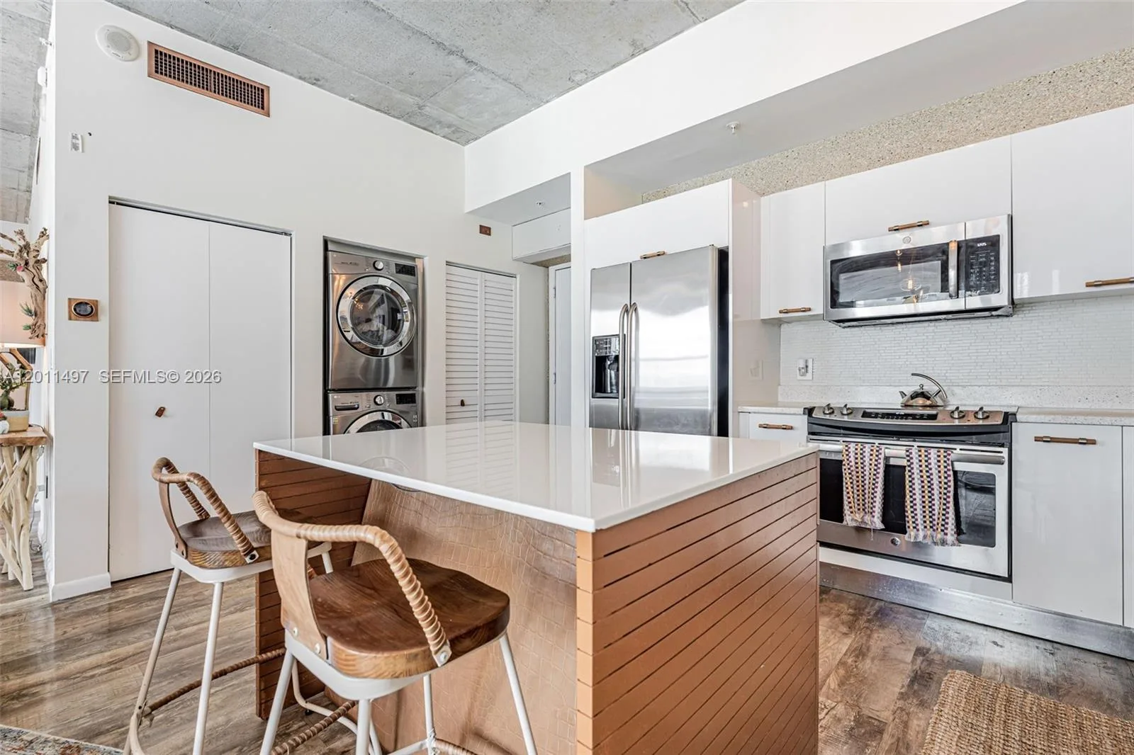 133 NE 2nd Ave # 1208, Miami, FL 33132 photo 8