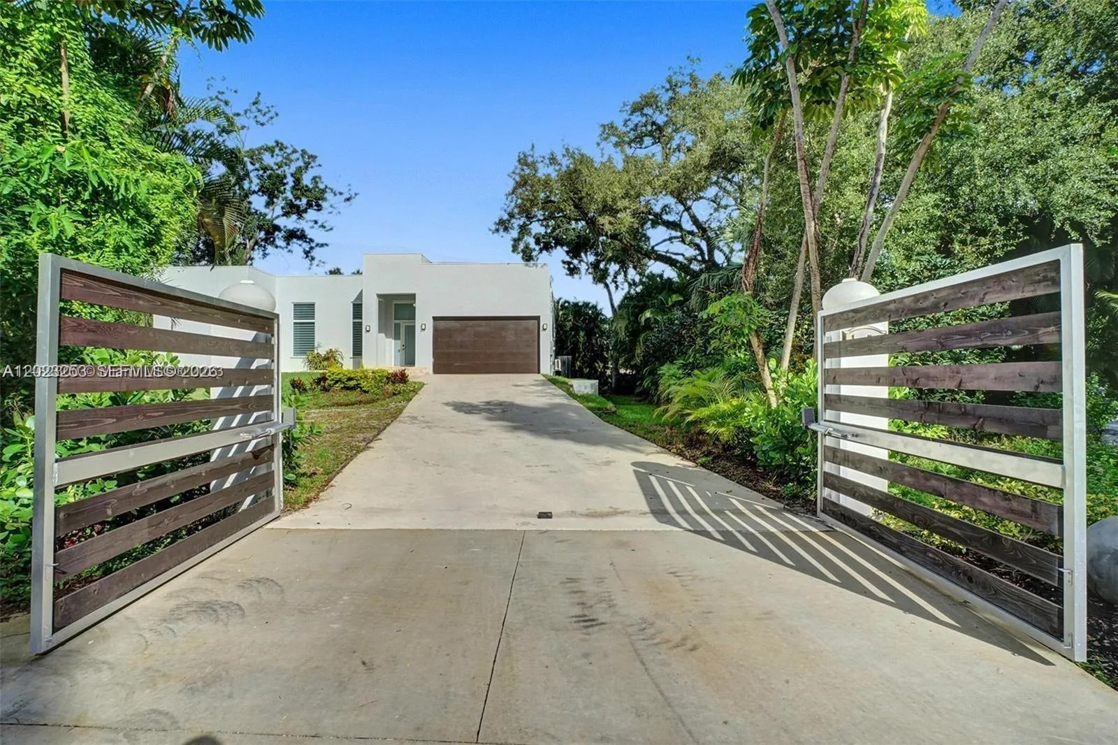 1759 SW 30th Pl, Fort Lauderdale, FL 33315 photo 3