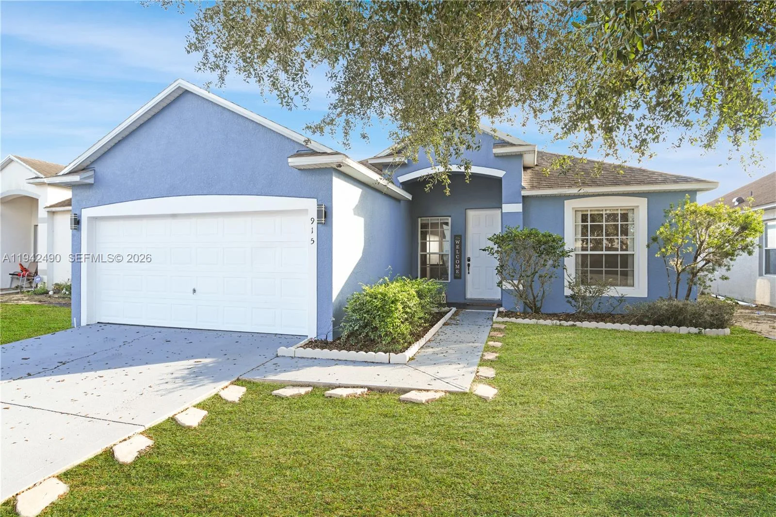 915 Knollwood Dr, Davenport, FL 33897