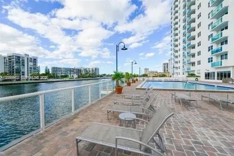 3000 S Ocean Dr # 518, Hollywood, FL 33019