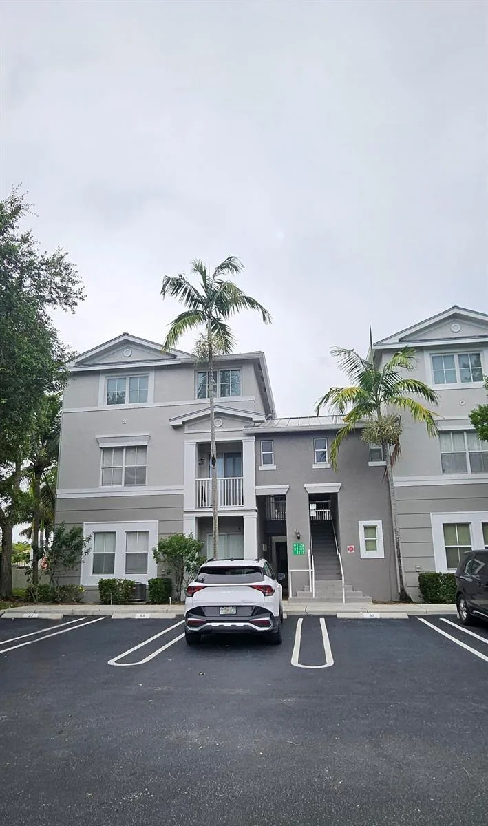 1110 E Shoma Drive E # 423, Royal Palm Beach, FL 33414 photo 3