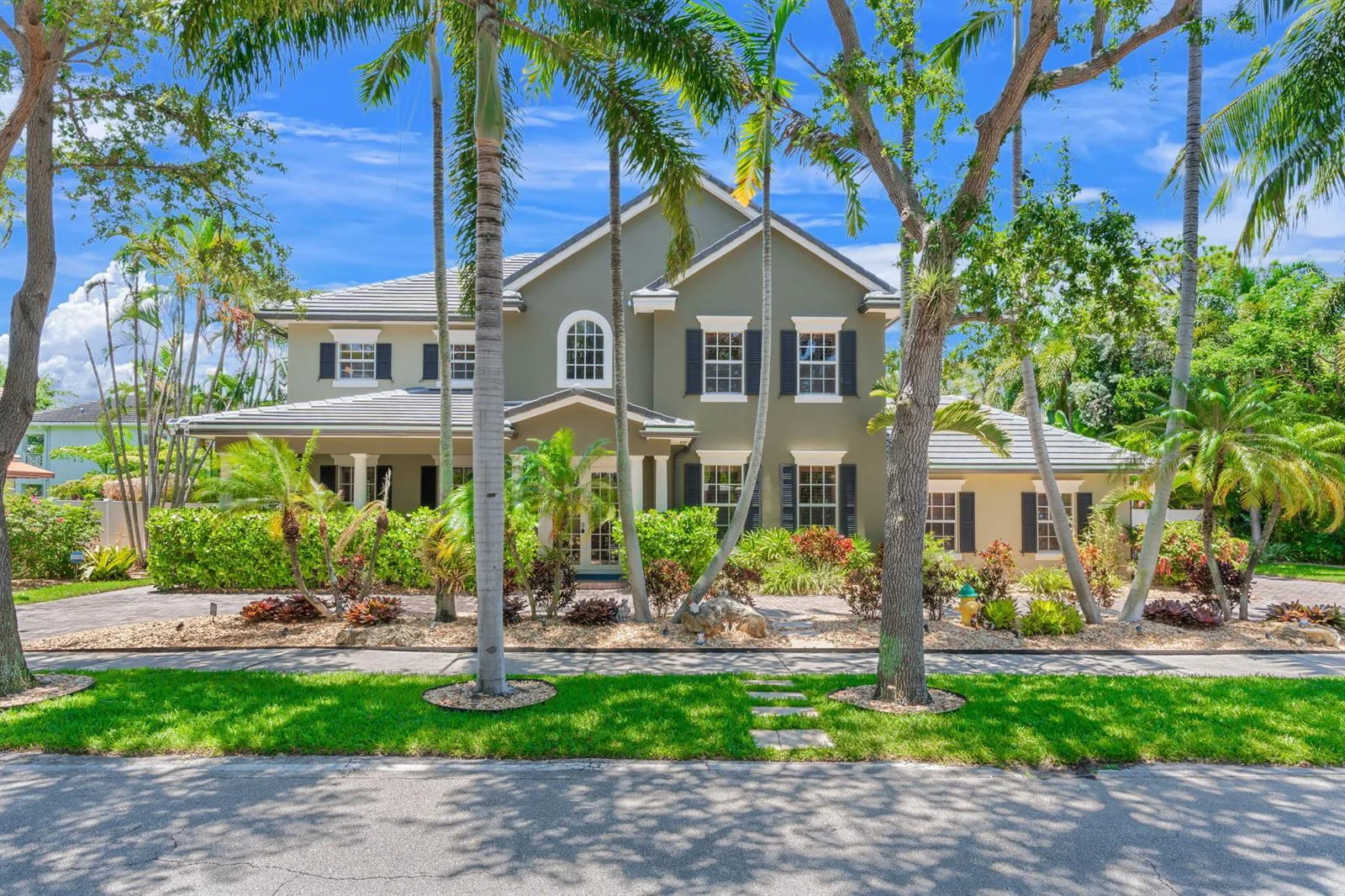 633 NE 20th Street, Wilton Manors, FL 33305
