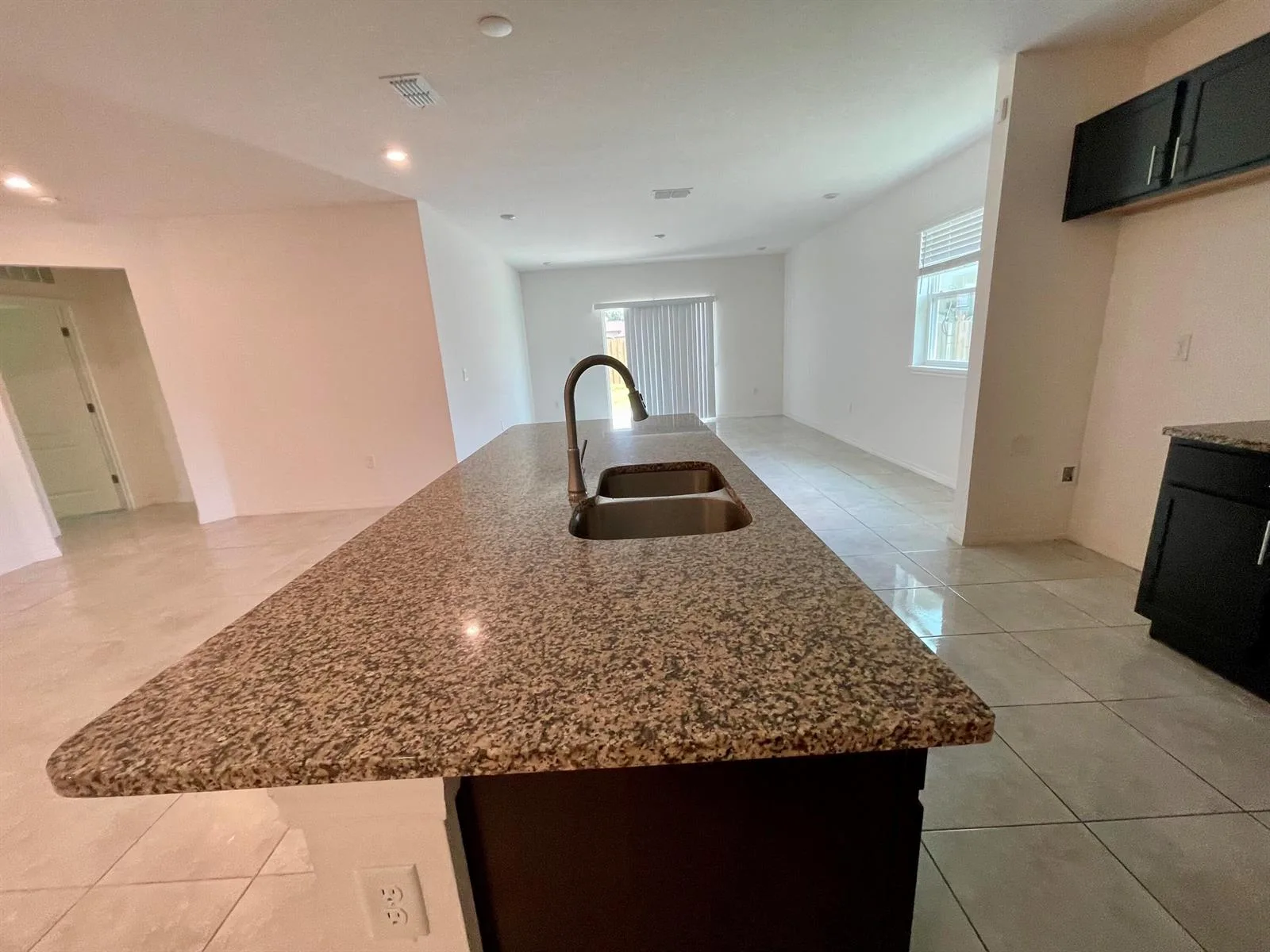582 SW Sea Holly Terrace, Port St. Lucie, FL 34984 photo 2