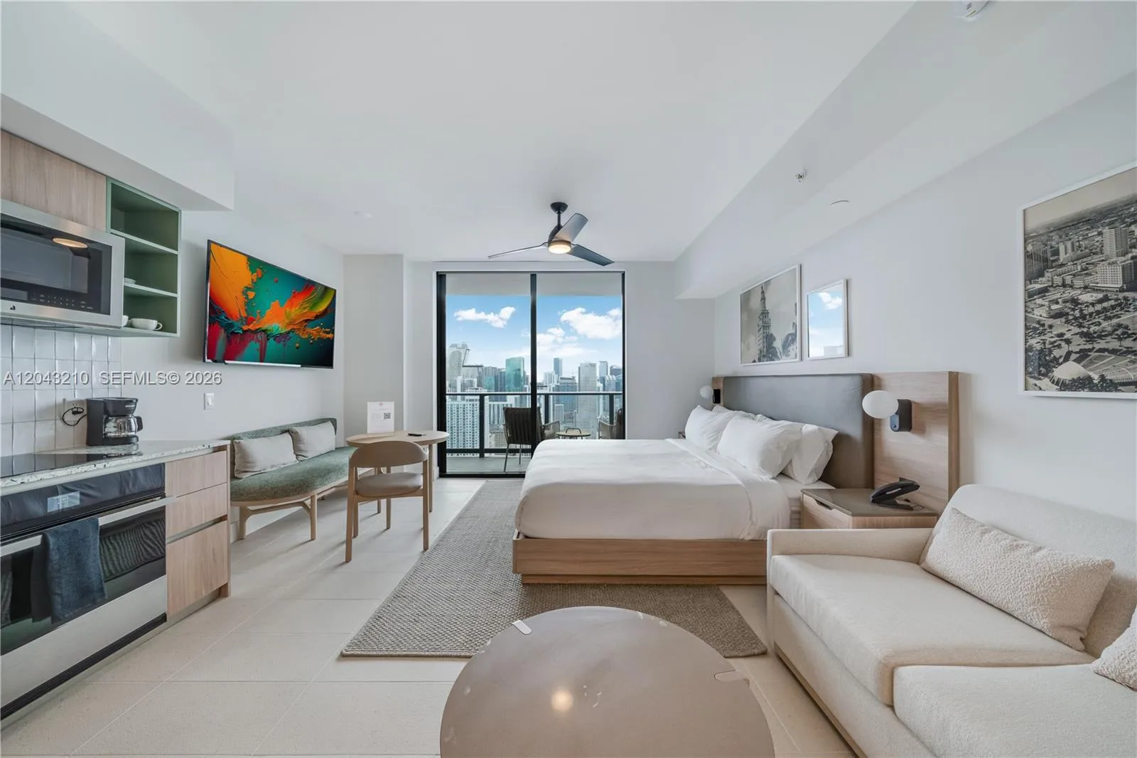 159 NE 6th St # 4212, Miami, FL 33132 photo 2
