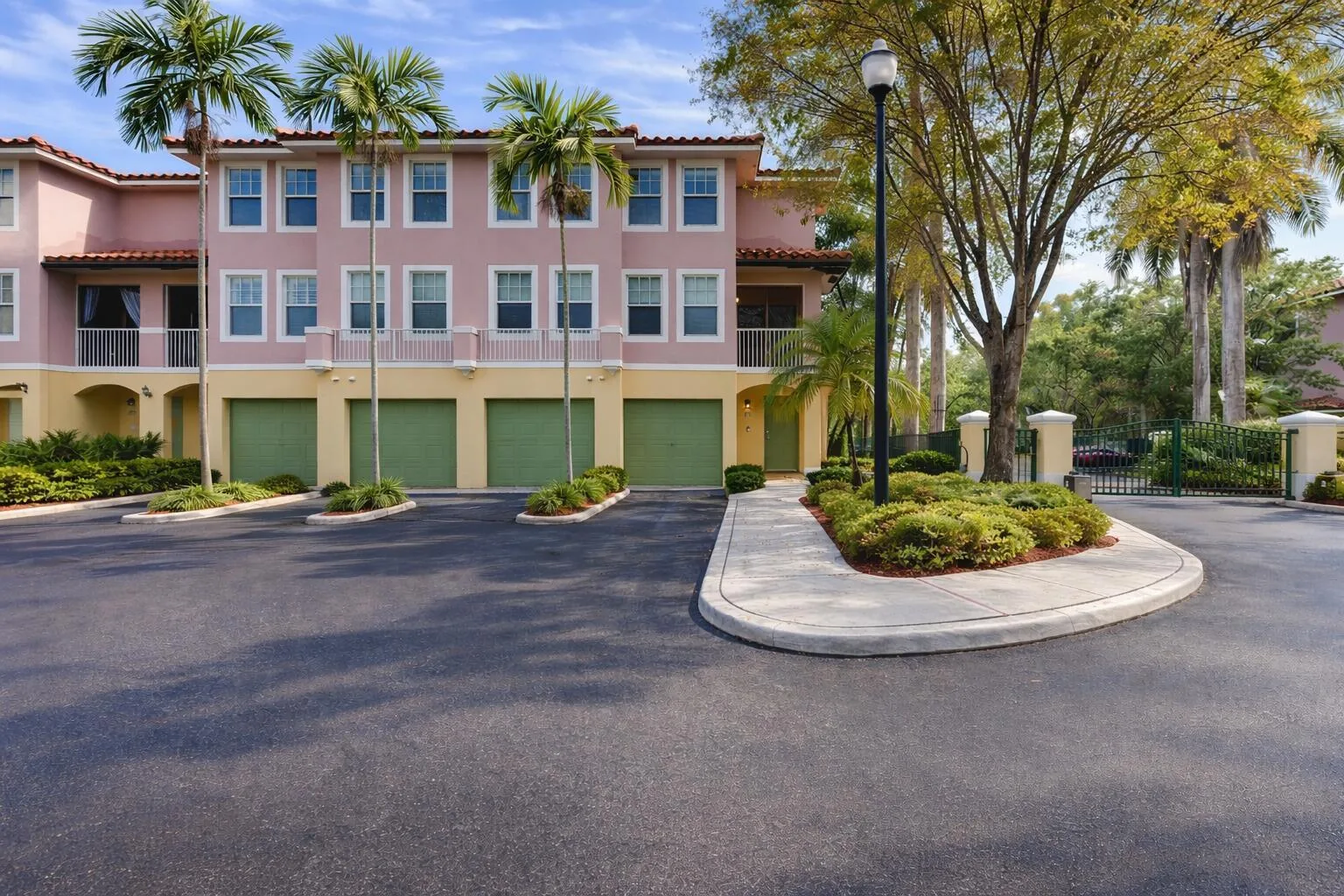 6562 W Sample Road # 6562, Coral Springs, FL 33067