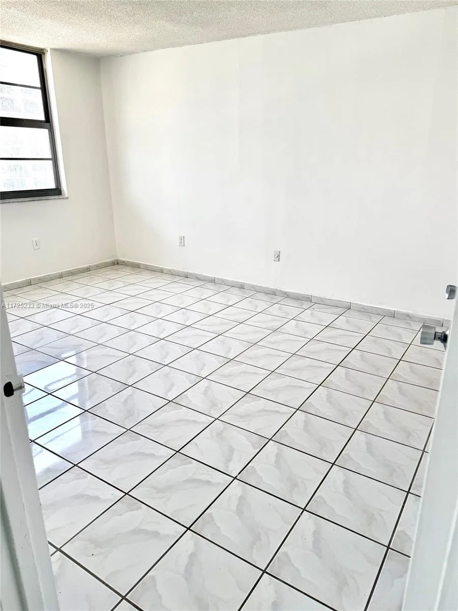 5701 Collins Ave # 1011, Miami Beach, FL 33140 photo 12