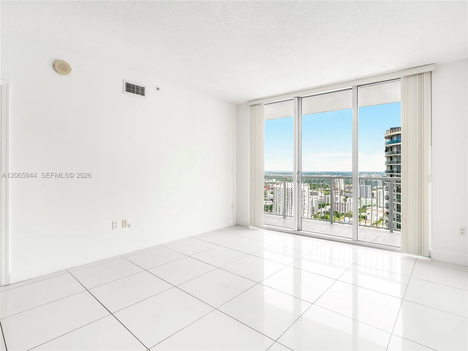 1750 N Bayshore Dr # PH-5309, Miami, FL 33132 photo 8