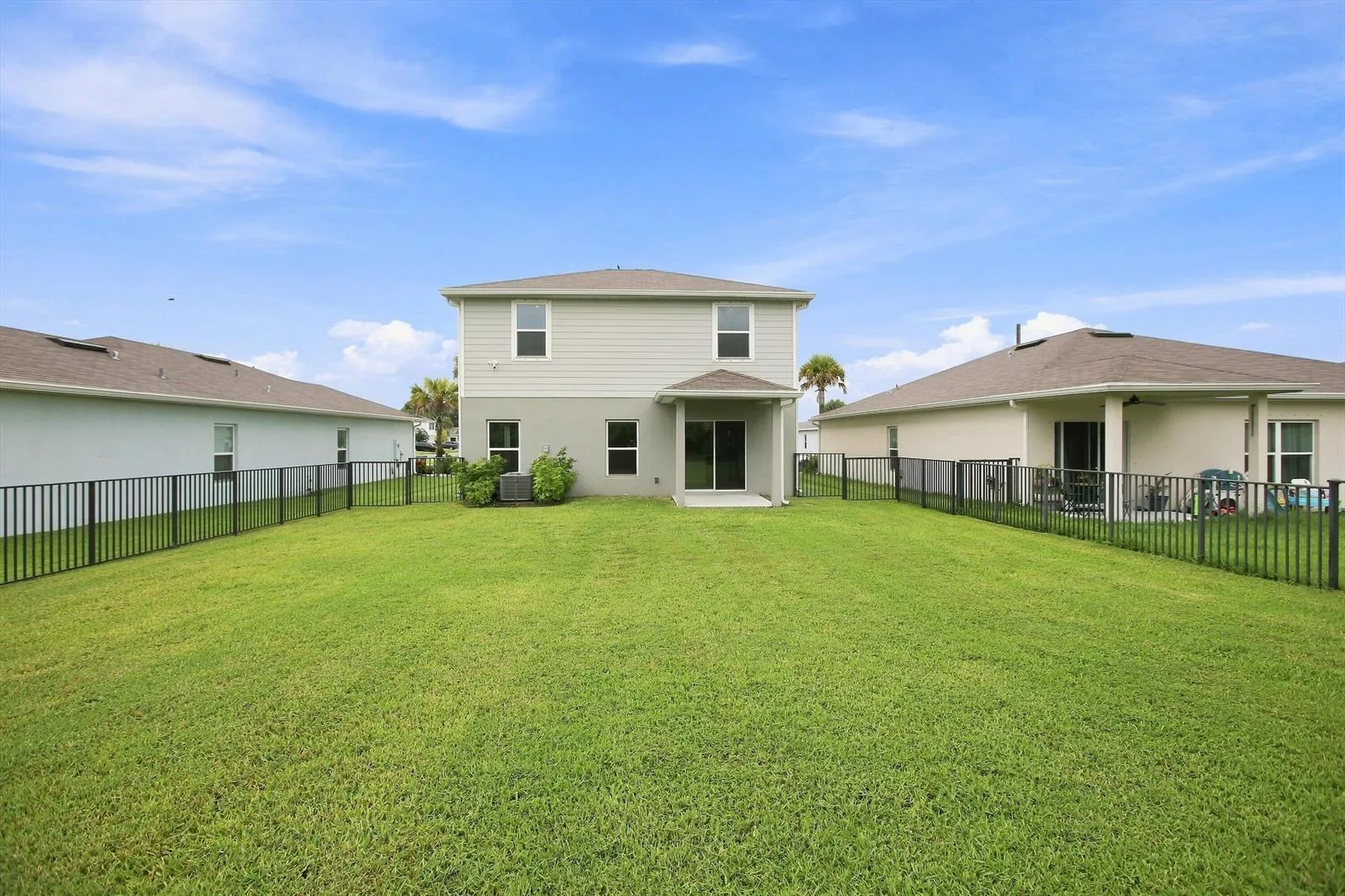 484 CHERIMOYA Street, Fort Pierce, FL 34981 photo 13
