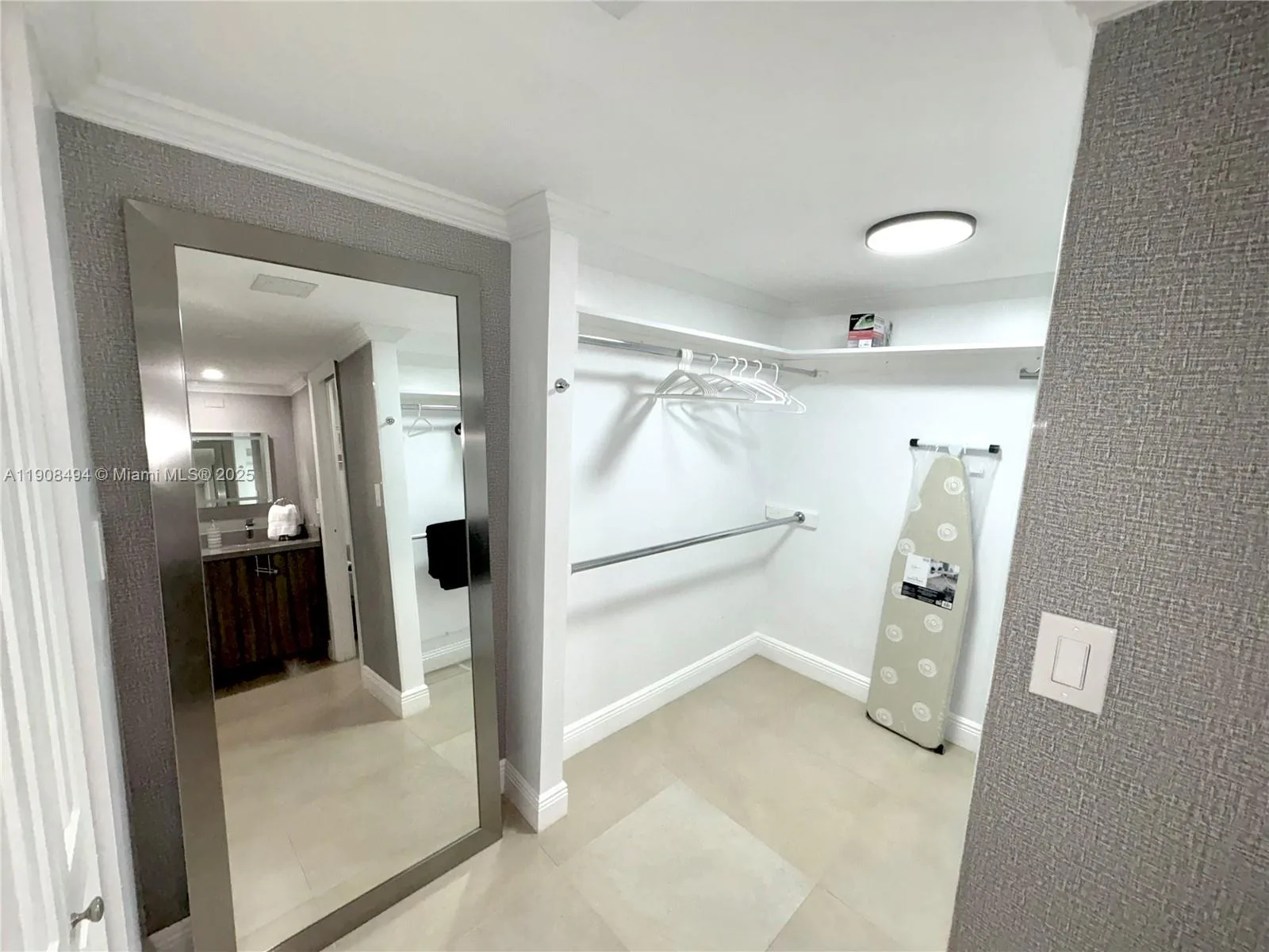 20500 W Country Club Dr # 501, Aventura, FL 33180 photo 13