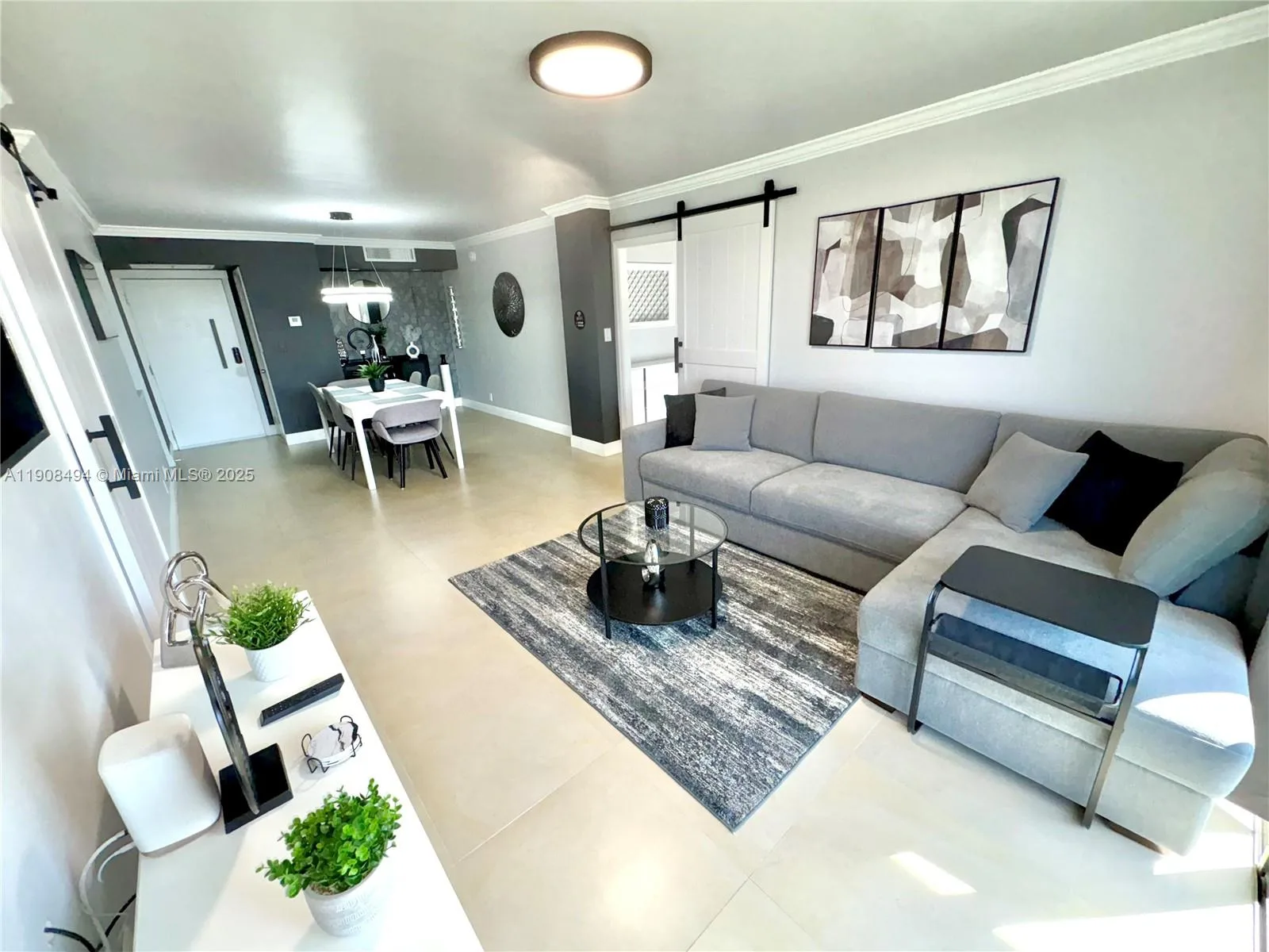 20500 W Country Club Dr # 501, Aventura, FL 33180 photo 4