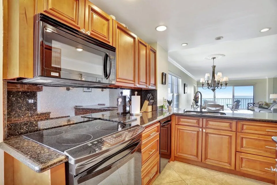 1021 Hillsboro Mile # 1108, Hillsboro Beach, FL 33062 photo 4
