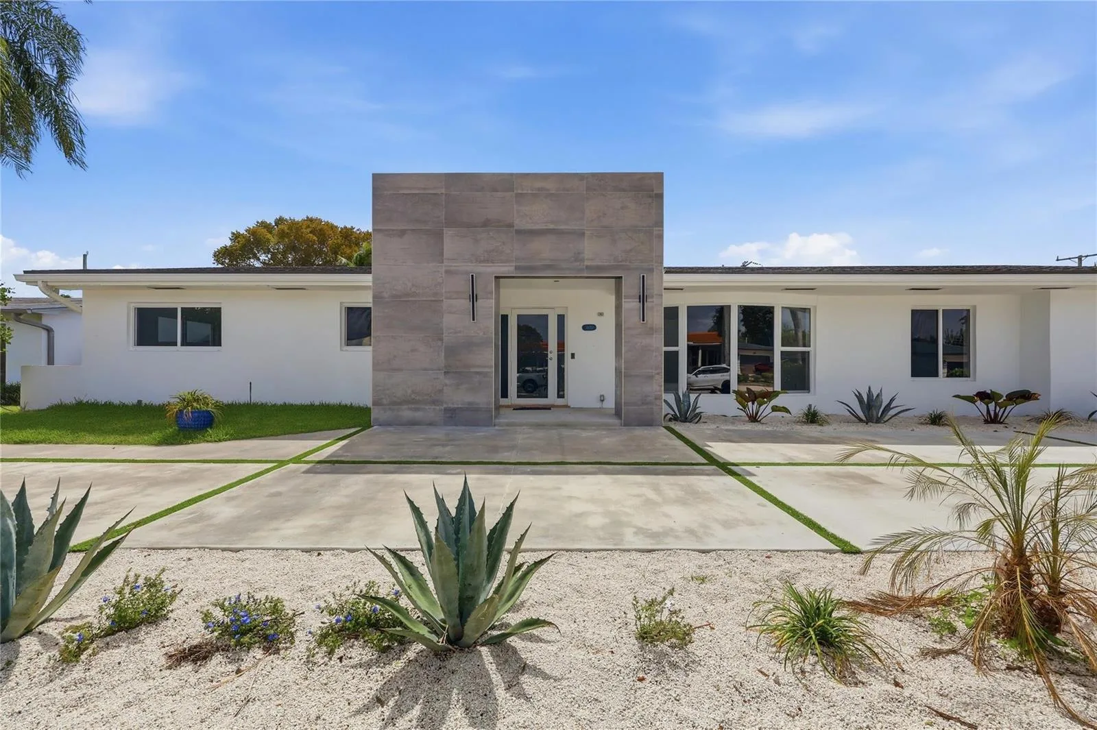 1850 NE 197th Terrace, Miami, FL 33179