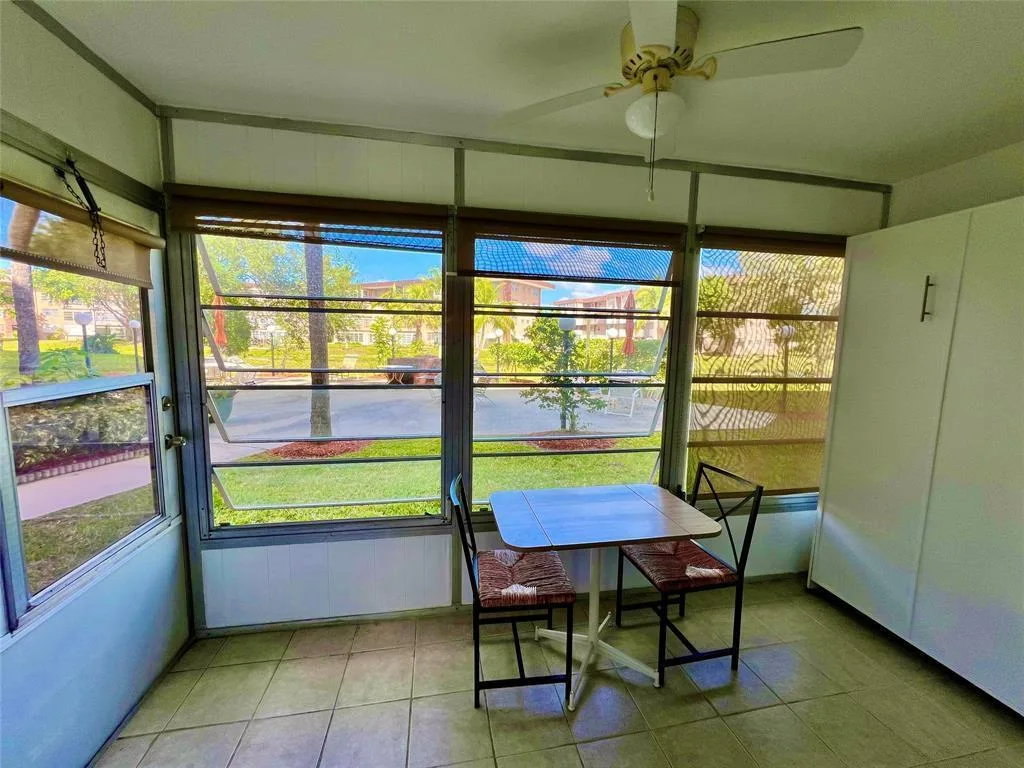 2800 NW 47th Terrace # 106b, Lauderdale Lakes, FL 33313