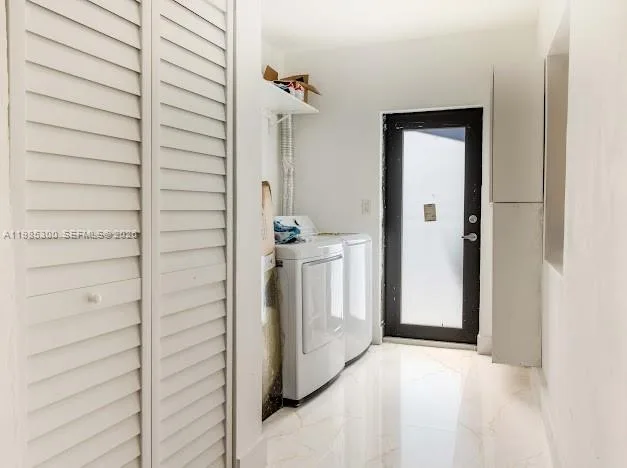 666 NE 164th Ter, Miami, FL 33162 photo 5
