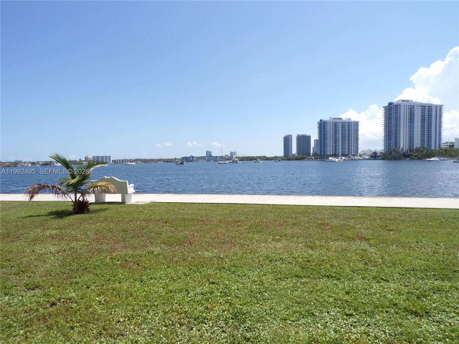 2920 Point East Dr # N111, Aventura, FL 33160