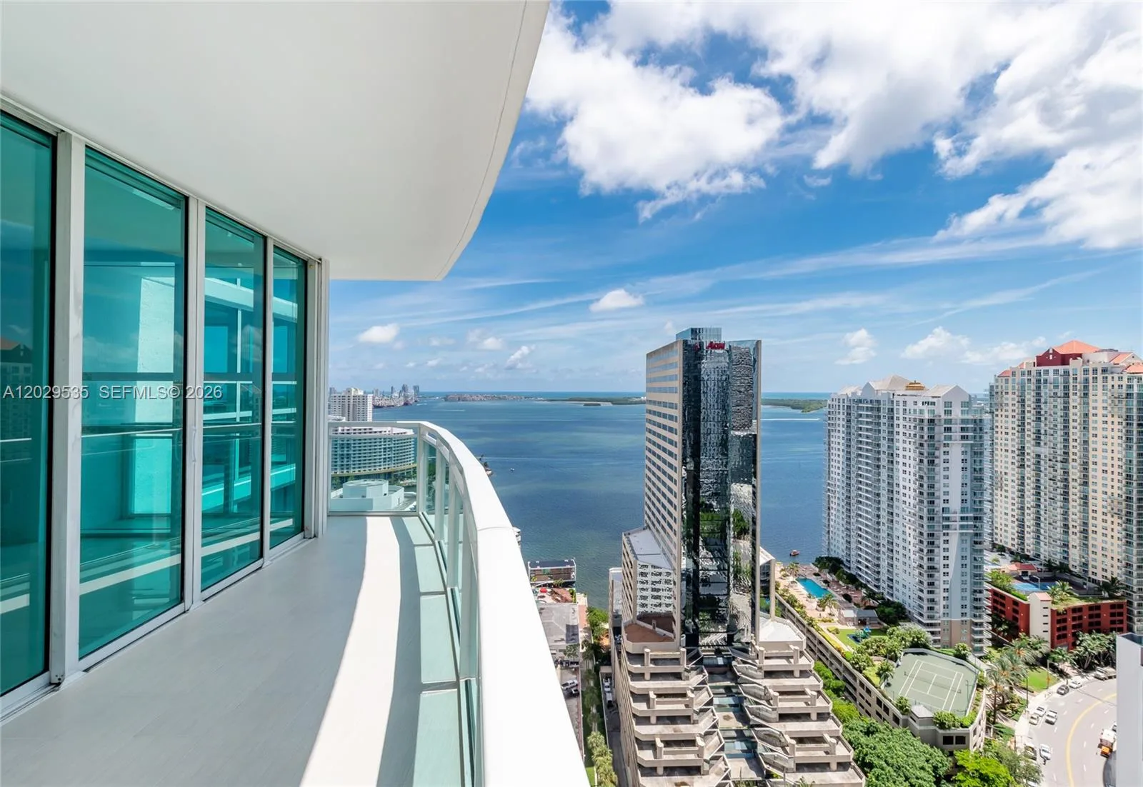 951 Brickell Ave # 3210, Miami, FL 33131 photo 4