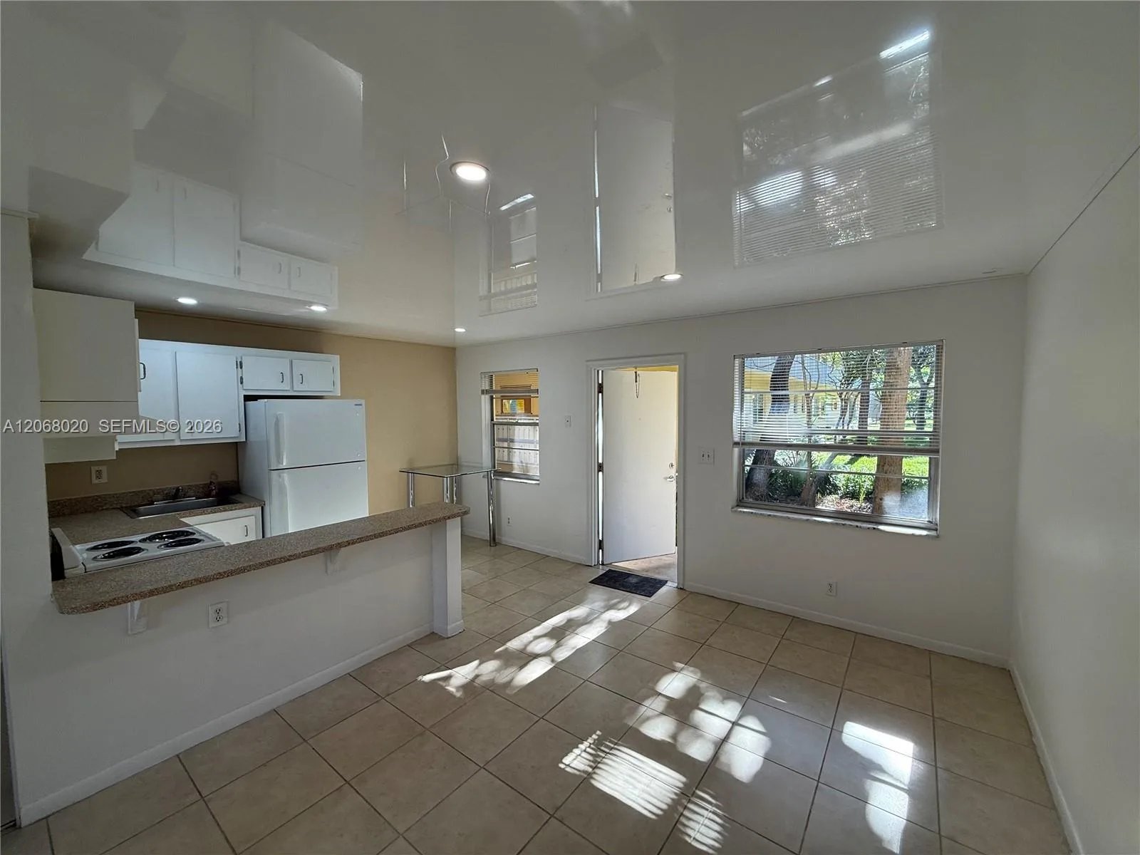 5168 NE 6th Ave # 407, Oakland Park, FL 33334
