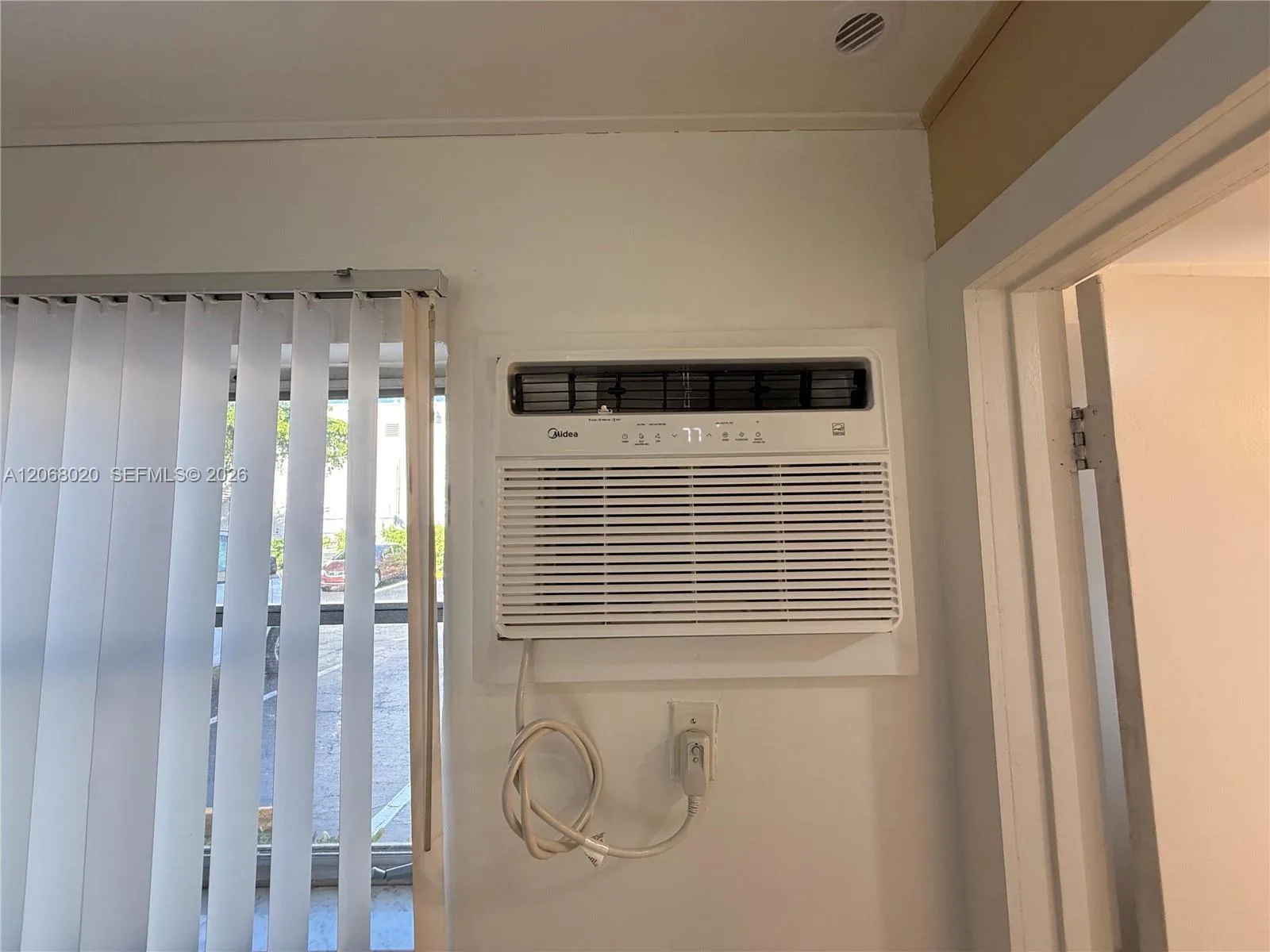 5168 NE 6th Ave # 407, Oakland Park, FL 33334 photo 6