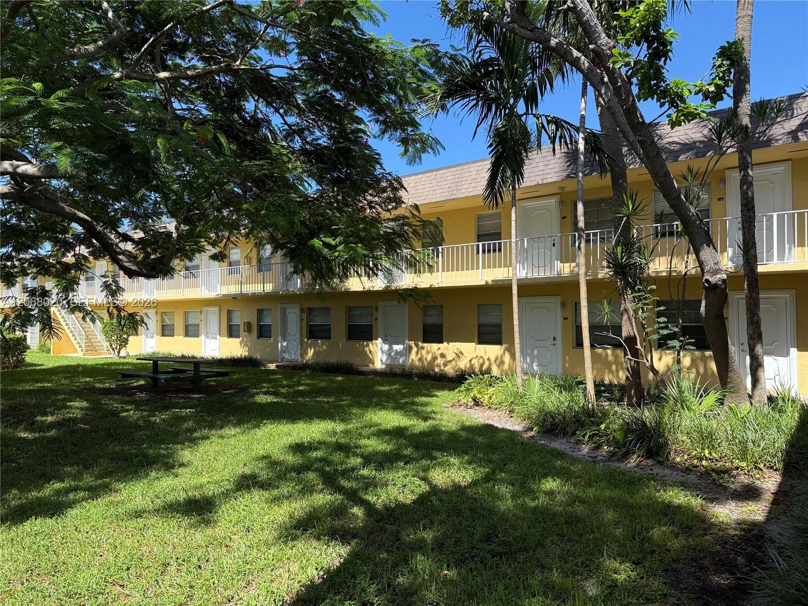 5168 NE 6th Ave # 407, Oakland Park, FL 33334 photo 9
