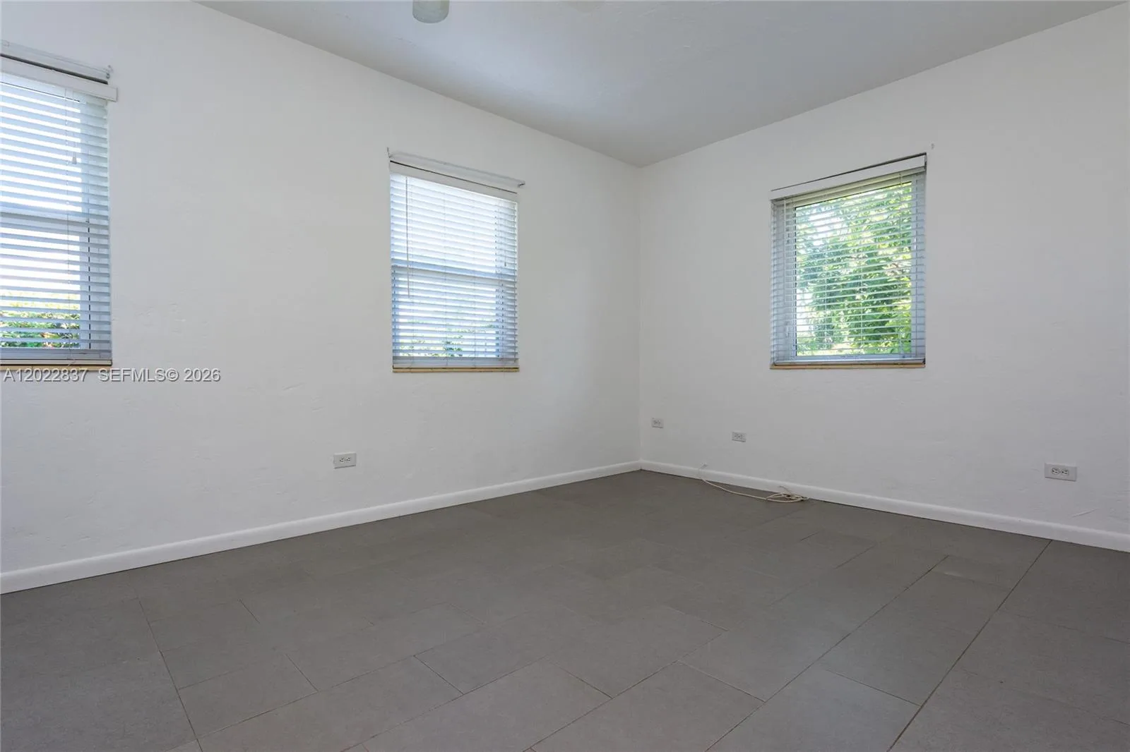 66 NW 87th St, El Portal, FL 33150 photo 9