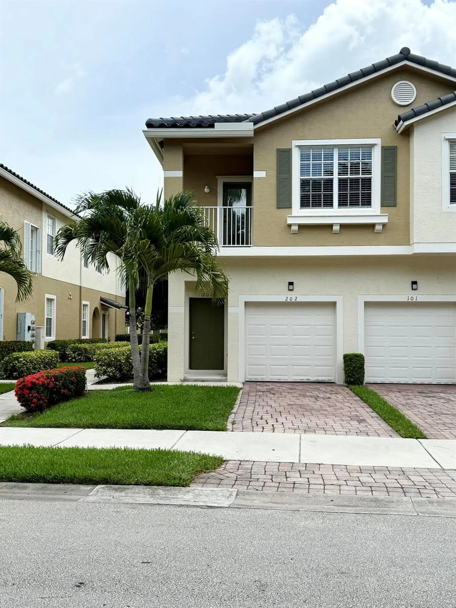 3051 SE Lexington Lakes Drive # 202, Stuart, FL 34994 photo 2