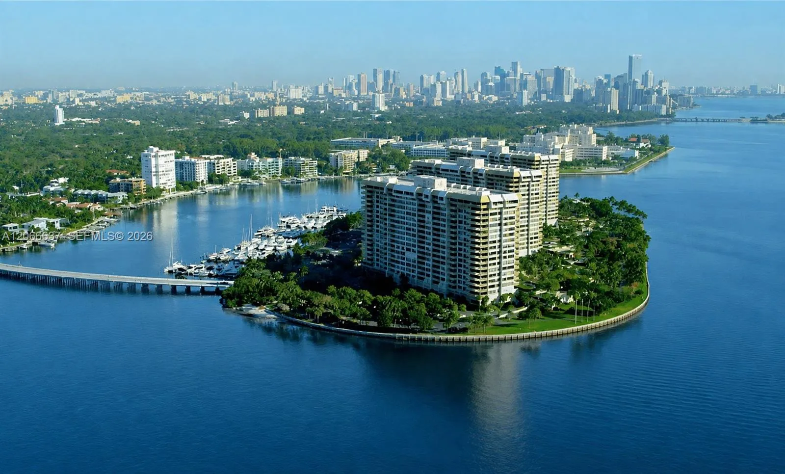 3 Grove Isle Dr # C1208, Miami, FL 33133
