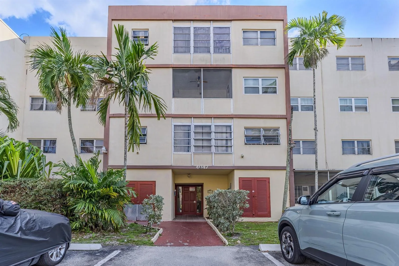 4047 NW 16TH Street # 307, Lauderhill, FL 33313