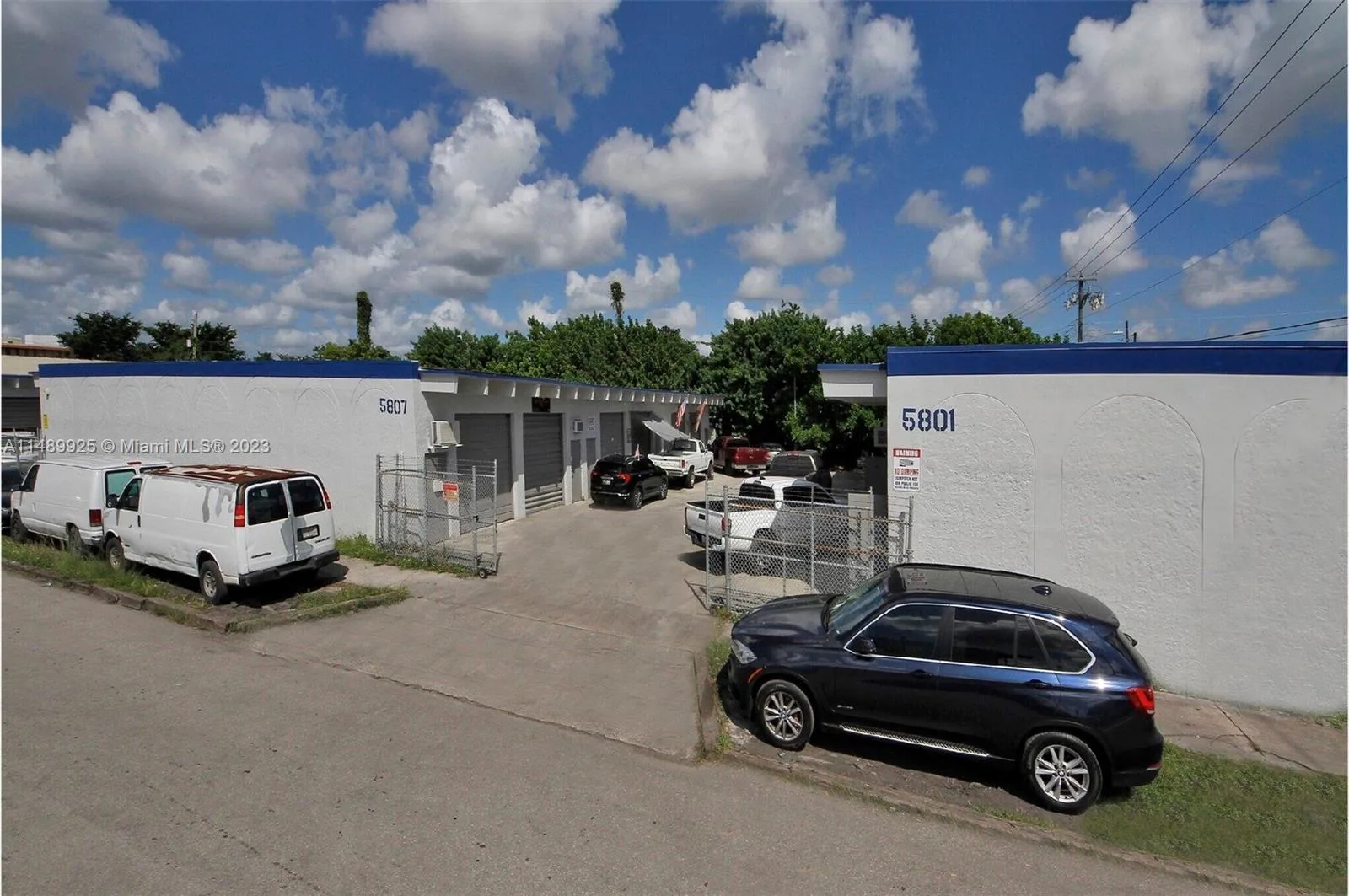5801-5807 Dawson St, Hollywood, FL 33023